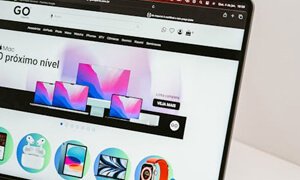 網(wǎng)頁設(shè)計中頁面整體感的提升策略：基于格式塔心理美學(xué)的實踐