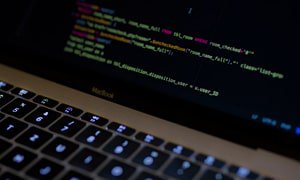 網(wǎng)站開發(fā)中的數(shù)據(jù)庫(kù)結(jié)構(gòu)設(shè)計(jì)要點(diǎn)